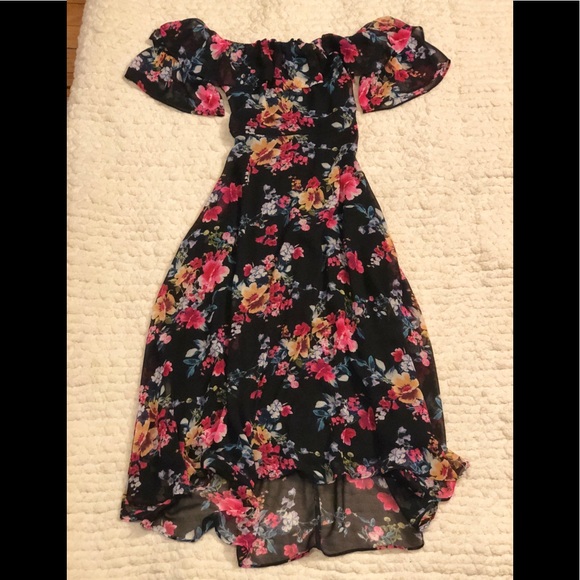 Off the shoulder floral dress - Picture 1 of 1